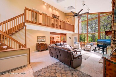 126 Little Fawn Crescent, Pocono Pines, PA 18350 - photo 5