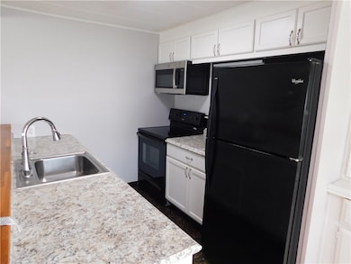 838 Hawthorn Cir, Sebastian, FL 32976 - photo 5