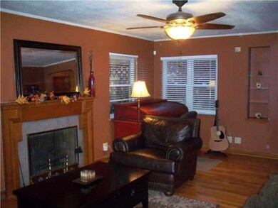 227 Powhatan Ave, Columbus, OH 43204 - photo 3