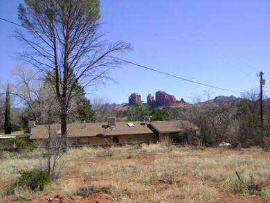 RED ROCK LOOP ROAD 002