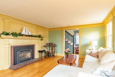 22 Pine Hill Ave, Nashua, NH 03064 - photo 6