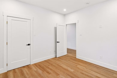 439 W 9th St unit 2, Dallas, TX 75208 - photo 4