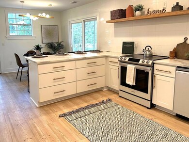 314 Canterbury Rd, Charleston, SC 29407 - photo 3