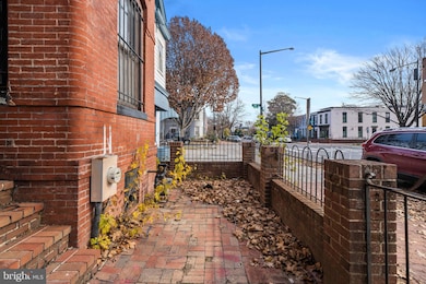 1362 E St SE, Washington, DC 20003 - photo 7