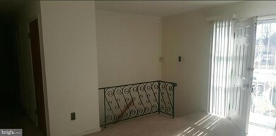 5806 Cheryl Ln, District Heights, MD 20747 - photo 3