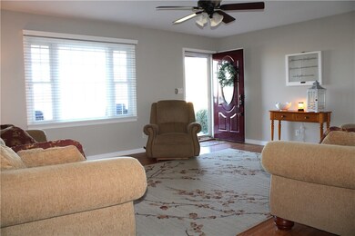 1660 E 1350 North Rd, Shelbyville, IL 62565 - photo 4