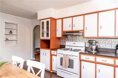 1205 E 26th St, Muncie, IN 47302 - photo 7