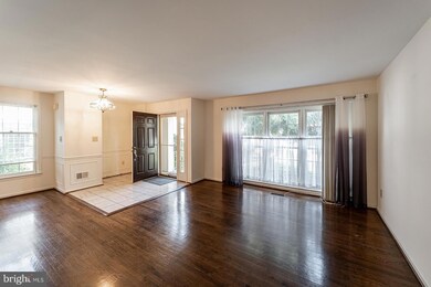 10810 Brewer House Rd, Rockville, MD 20852 - photo 6