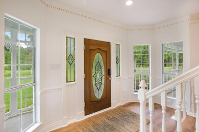 Entryway / Foyer (view 2)