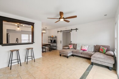 312 Dayrell Dr, Hubert, NC 28539 - photo 5