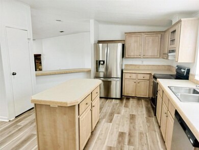 7335 Dove Meadow Trail, Lakeland, FL 33810 - photo 6