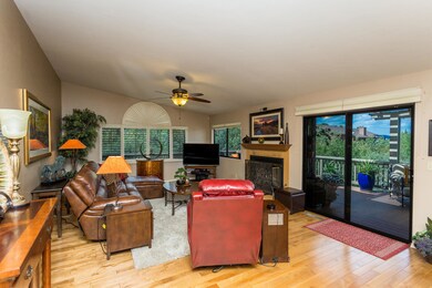 775.NWL.003_Living Room