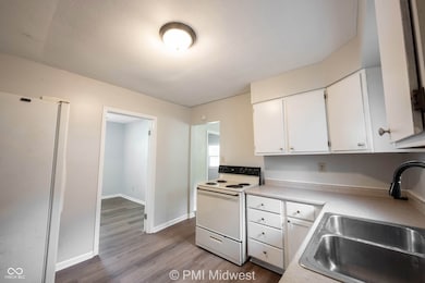 3026 S Rybolt Ave, Indianapolis, IN 46241 - photo 6