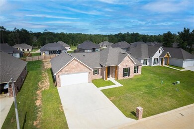 4478 Hathern Dr, Pineville, LA 71360 - photo 2