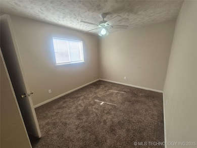 424 N Oklahoma St, Pryor, OK 74361 - photo 7