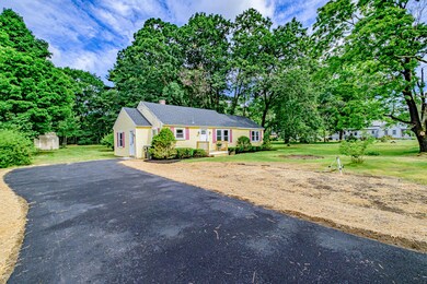 29 Maple Ave, Kennebunk, ME 04043 - photo 2