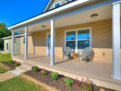 View of patio / terrace with covered porch