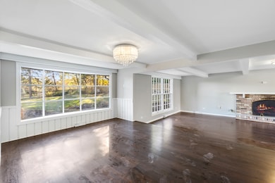 210 Oak Ln, Winthrop Harbor, IL 60096 - photo 6