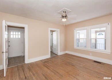 2004 Iowa St, Davenport, IA 52803 - photo 3