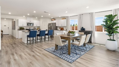 2205 Roesler Dr, Yuba City, CA 95993 - photo 3