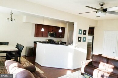 25251 Laureldale Terrace, Chantilly, VA 20152 - photo 4