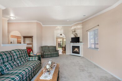 949 SW Princeton Place, Grants Pass, OR 97527 - photo 6