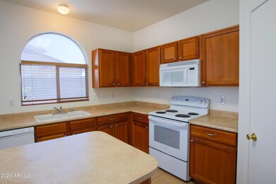 07 Kitchen