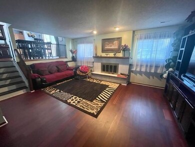 5206 Twana Dr, Des Moines, IA 50310 - photo 2