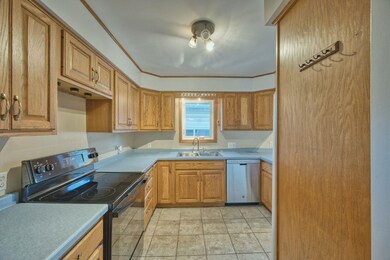 2714 Diane Ln, Hibbing, MN 55746 - photo 6