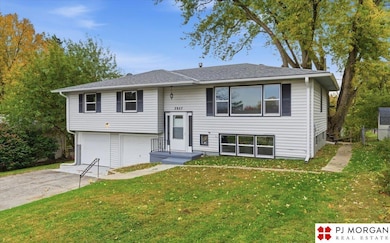 3927 Read St, Omaha, NE 68112 - photo 3