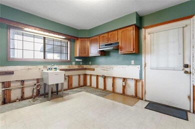 817 Lakelyn Dr, Lake Charles, LA 70605 - photo 7