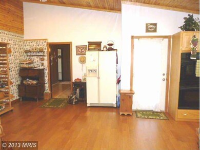 13911 Paradise Church Rd, Hagerstown, MD 21742 - photo 7