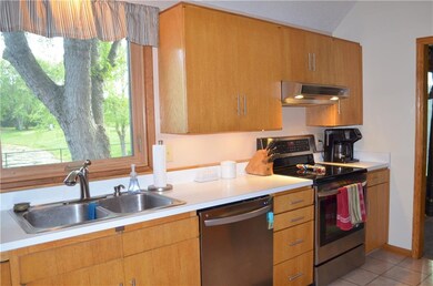 4021 Chipper Rd, Columbus, IN 47203 - photo 7