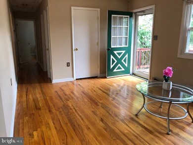 336 N Massanutten St, Strasburg, VA 22657 - photo 5