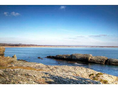 565 Tuckerman Ave, Middletown, RI 02842 - photo 2