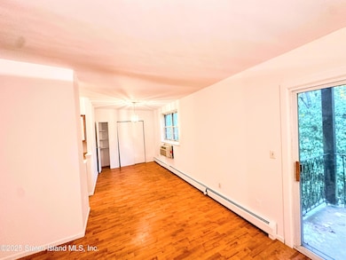 400 Maryland Ave unit 3b, Staten Island, NY 10305 - photo 7