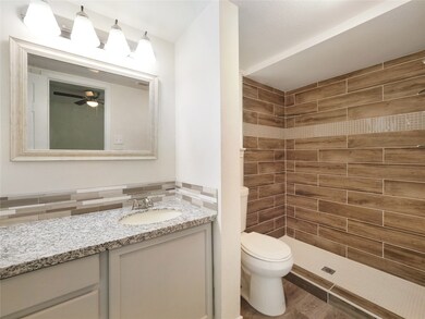 10502 Woodwick St, Houston, TX 77016 - photo 6