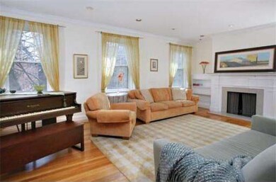 128 Sewall Ave unit B, Brookline, MA 02446 - photo 2