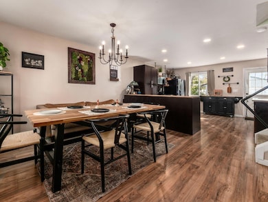 3544 Halpern St, Columbus, OH 43230 - photo 4