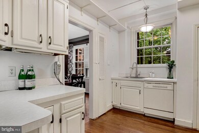 3024 Tilden St NW unit 102, Washington, DC 20008 - photo 7