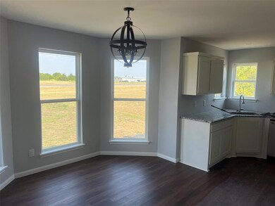 310 Simpson Dr, Sherman, TX 75092 - photo 5