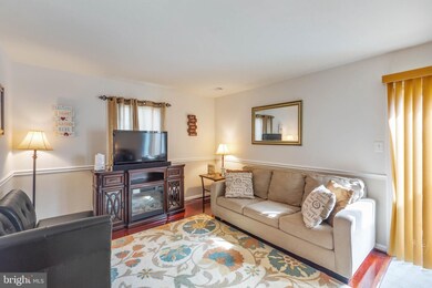 7645 Swan Terrace, Hyattsville, MD 20785 - photo 4