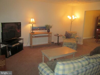 2023 Kennicott Rd, Windsor Mill, MD 21244 - photo 3