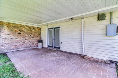 202 Carol Dr-15