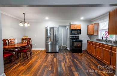 4601 Sampson St, Charlotte, NC 28208 - photo 3