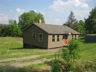 272 U S 5, Westminster, VT 05158 - photo 2