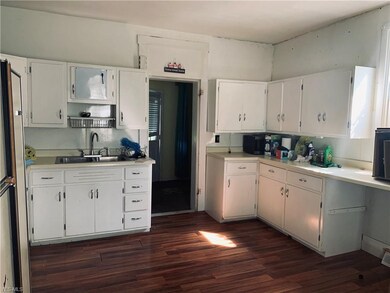 211 Grandview St, Scio, OH 43988 - photo 6