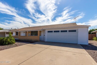 10423 W Kelso Dr, Sun City, AZ 85351 - photo 5