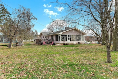 303 3rd Ave SW, Medford, MN 55049 - photo 3