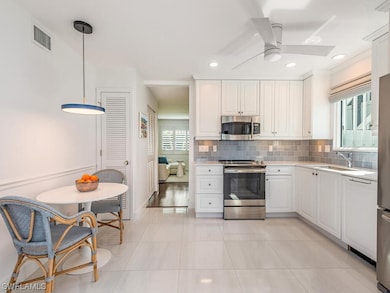 713 Neapolitan Way unit 713, Naples, FL 34103 - photo 2